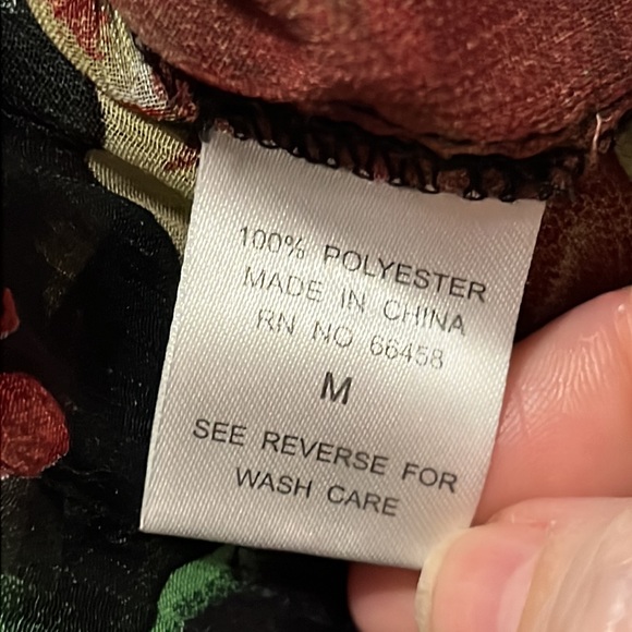 Mandee sheer top - Picture 9 of 9